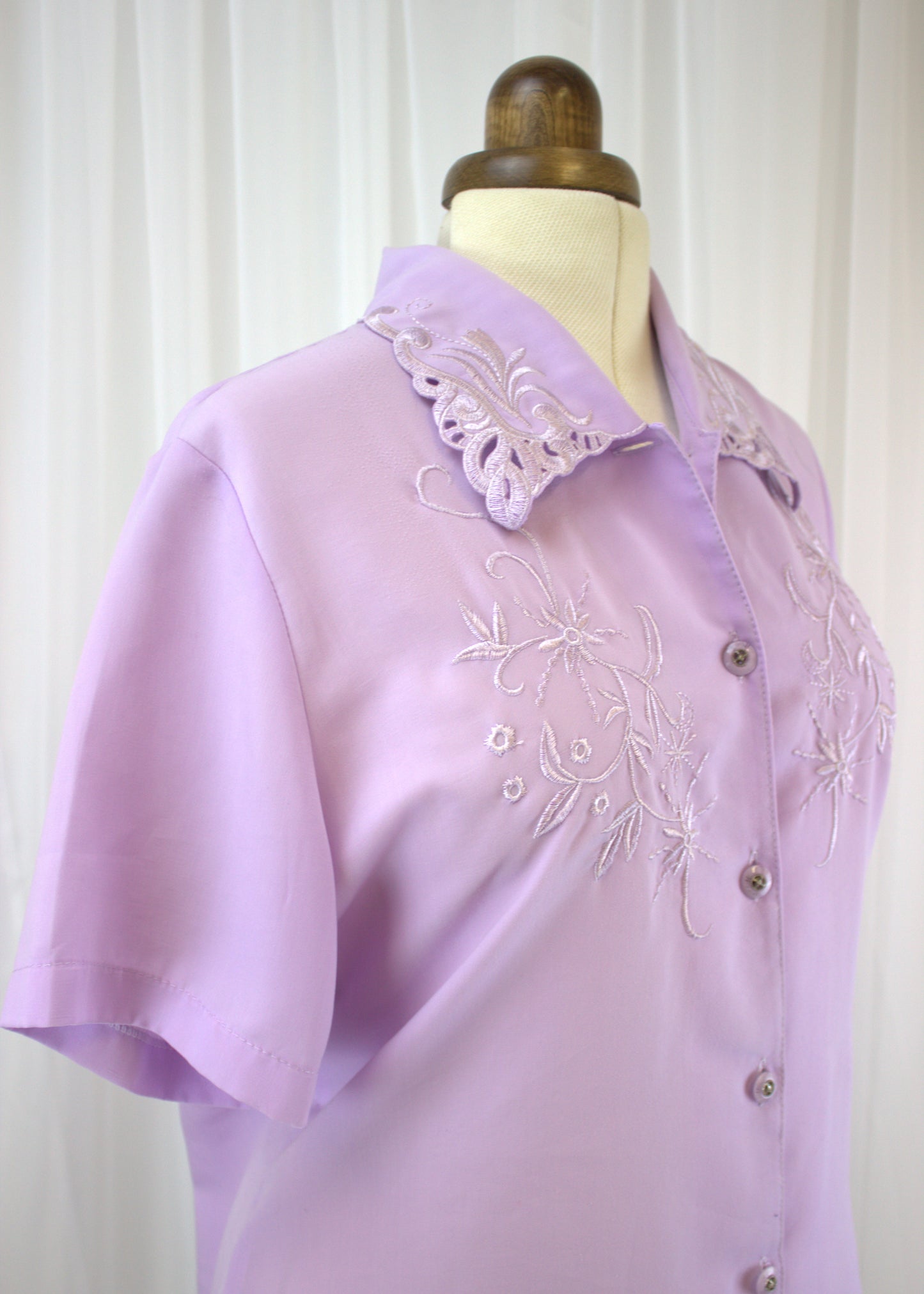 Vintage Embroidered Blouse - Size 16