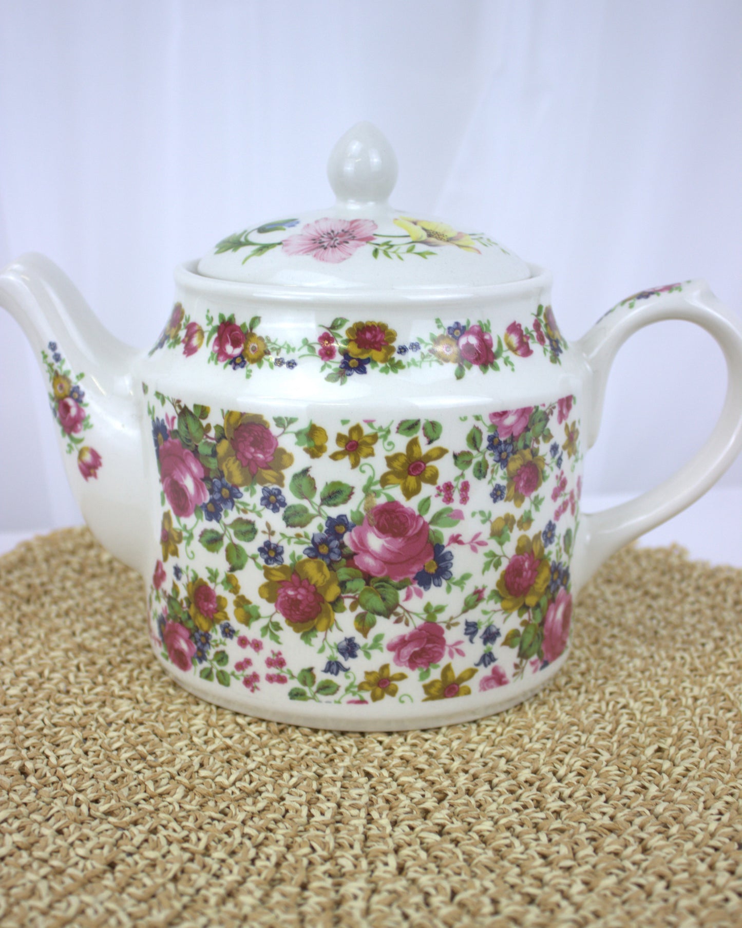 Vintage Sadler "Olde Chintz" Floral Teapot