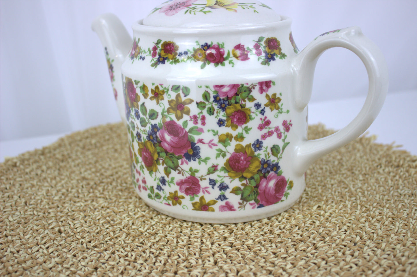 Vintage Sadler "Olde Chintz" Floral Teapot