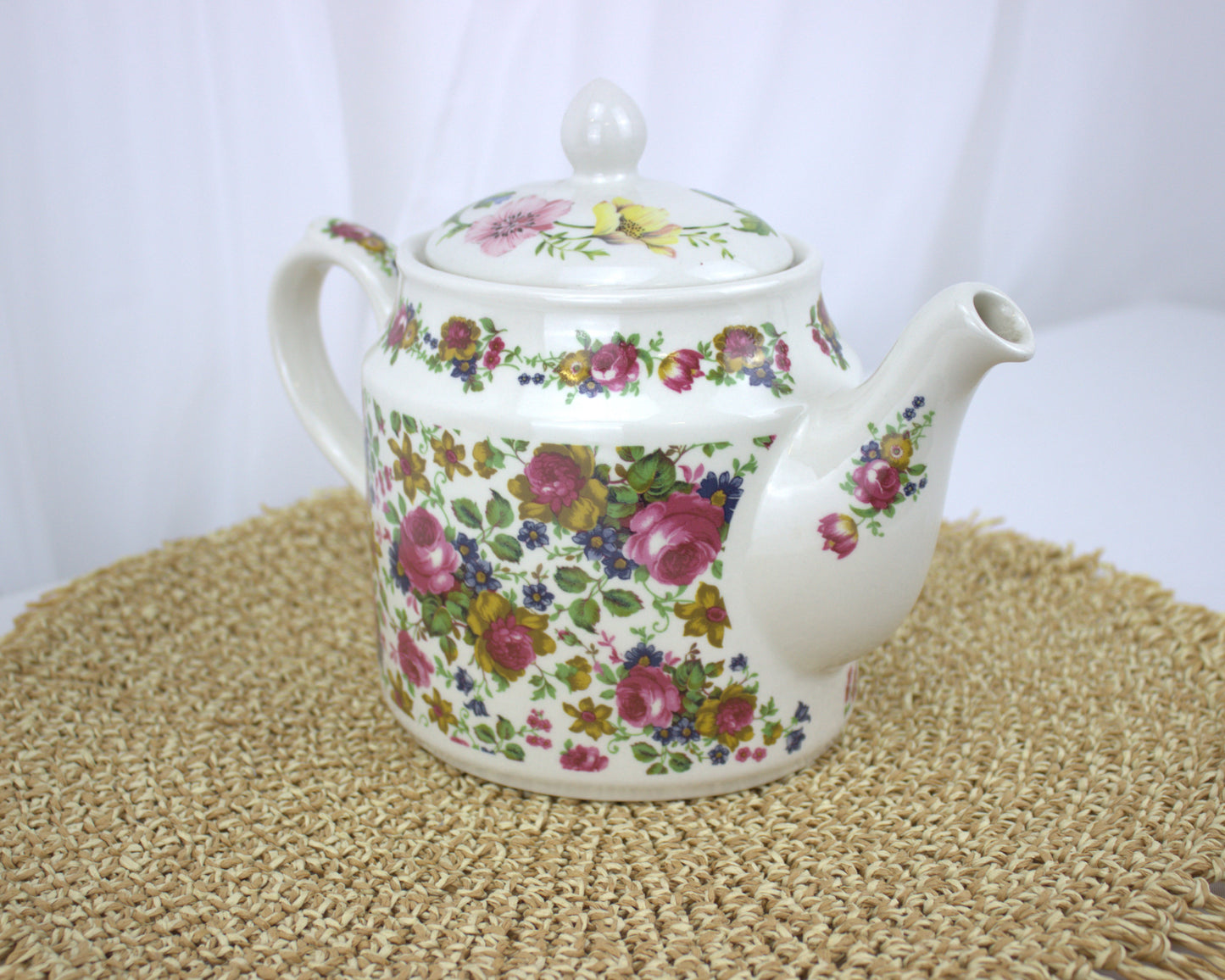 Vintage Sadler "Olde Chintz" Floral Teapot