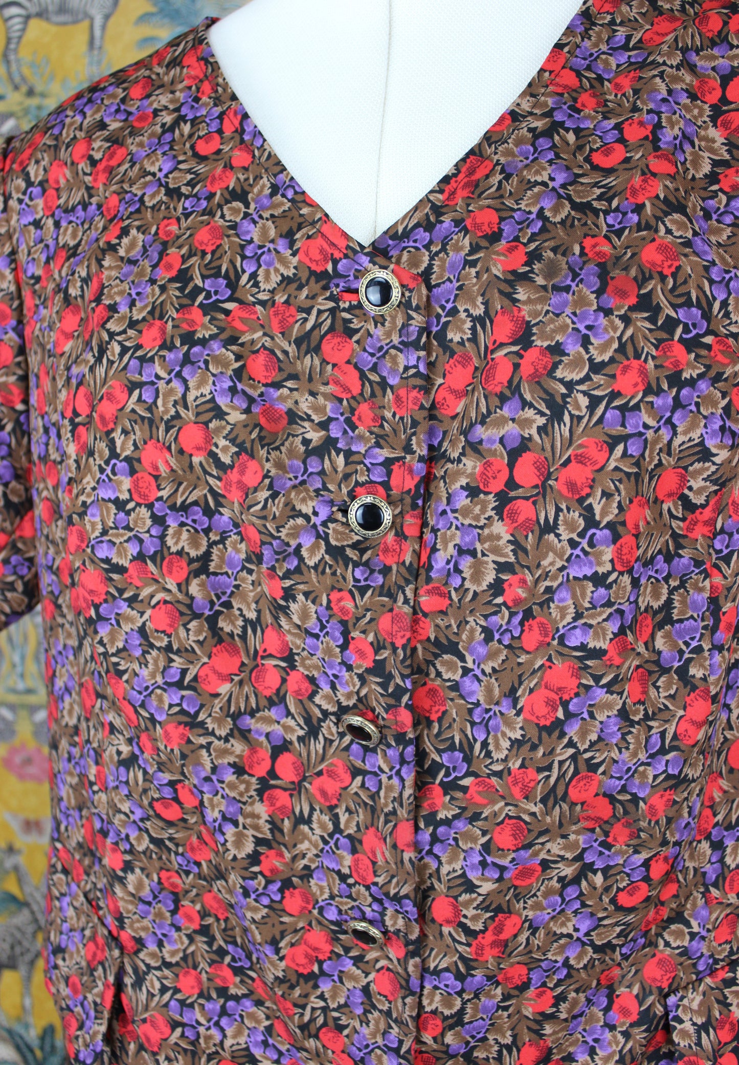 Vintage Floral Button-Up Shirt - Size XL