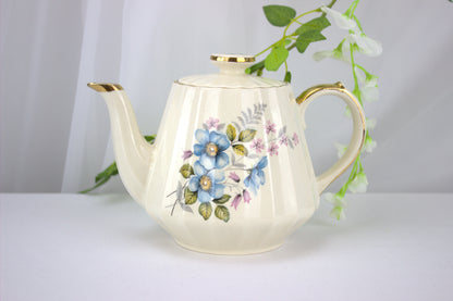 Charming, Simple, Elegant, Vintage Sadler Floral Tea Pot