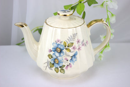 Charming, Simple, Elegant, Vintage Sadler Floral Tea Pot