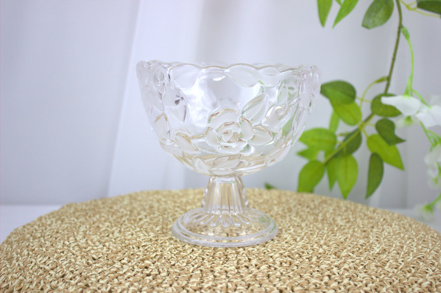 Original Walther Glass ''Georgina'' Bowl with Rose Motif, with original box