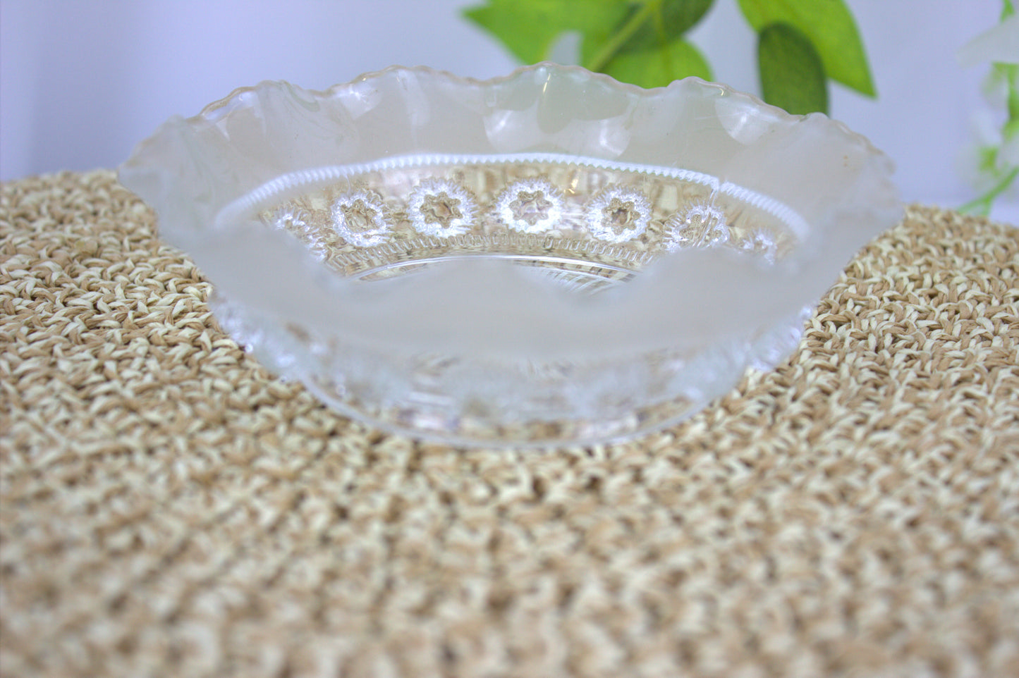 Breathtaking 5-inch Diameter Vintage Decorative Glass Bowl