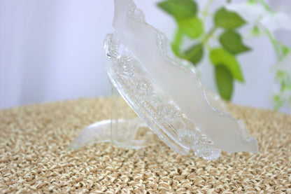 Breathtaking 5-inch Diameter Vintage Decorative Glass Bowl