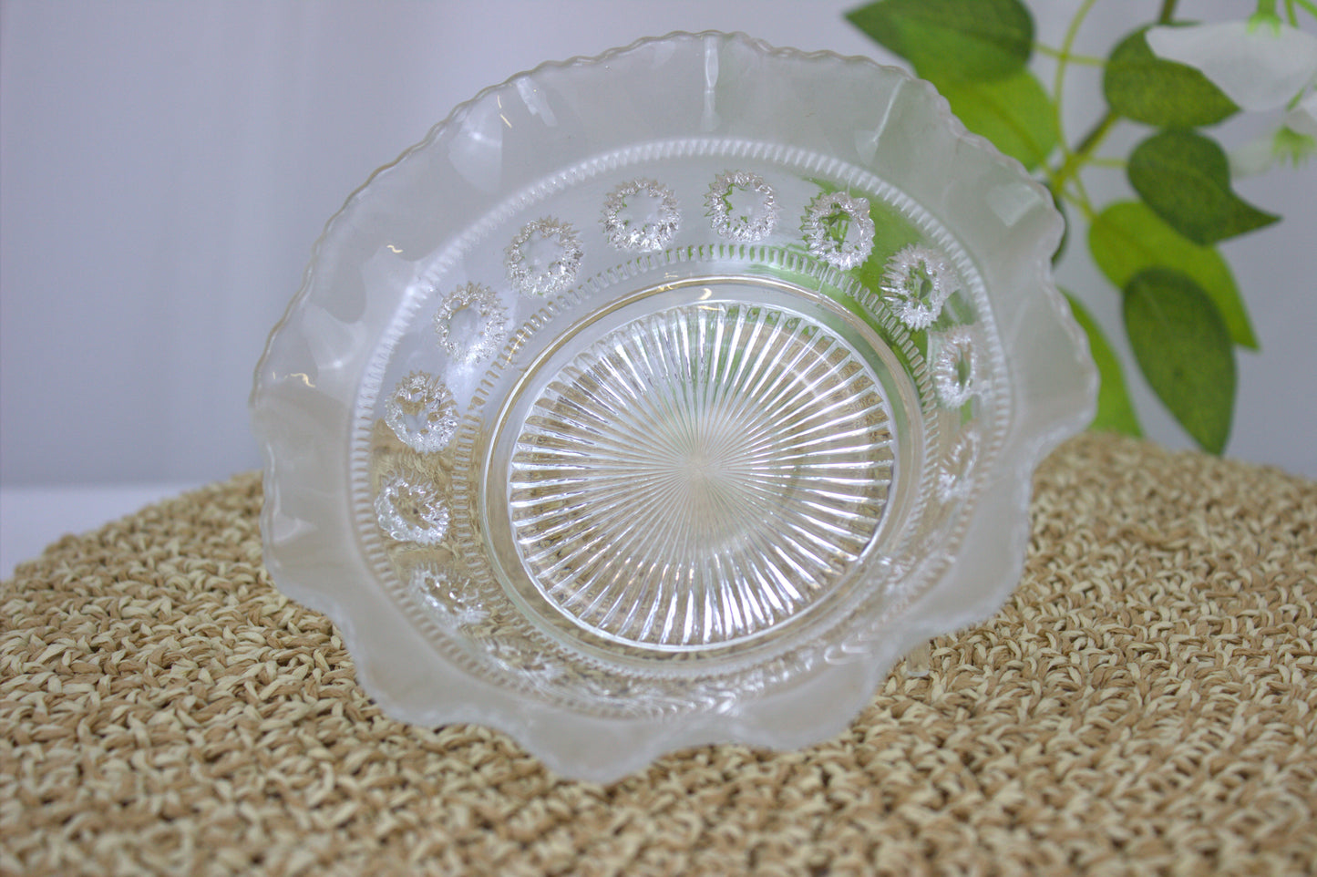 Breathtaking 5-inch Diameter Vintage Decorative Glass Bowl