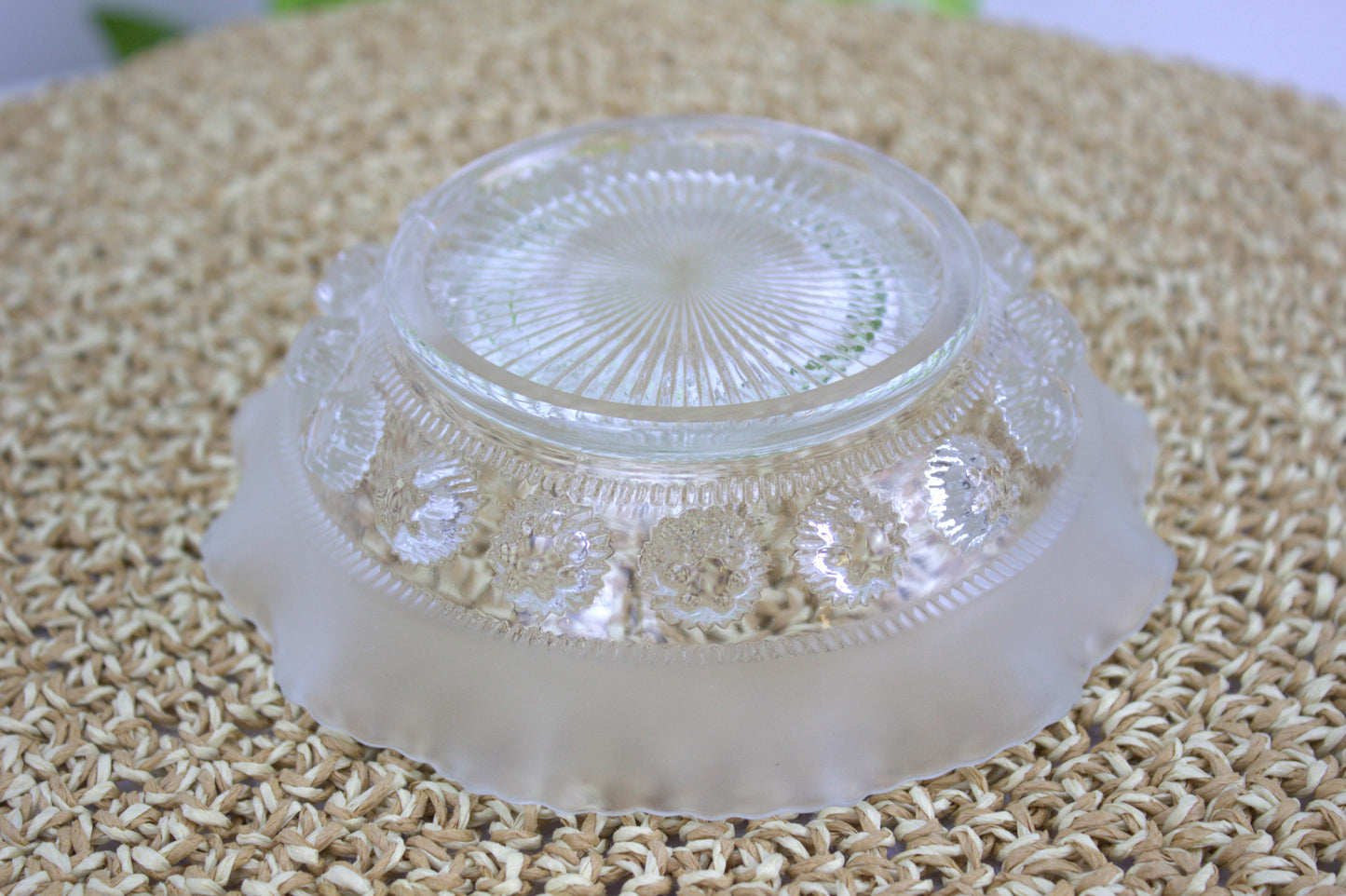 Breathtaking 5-inch Diameter Vintage Decorative Glass Bowl