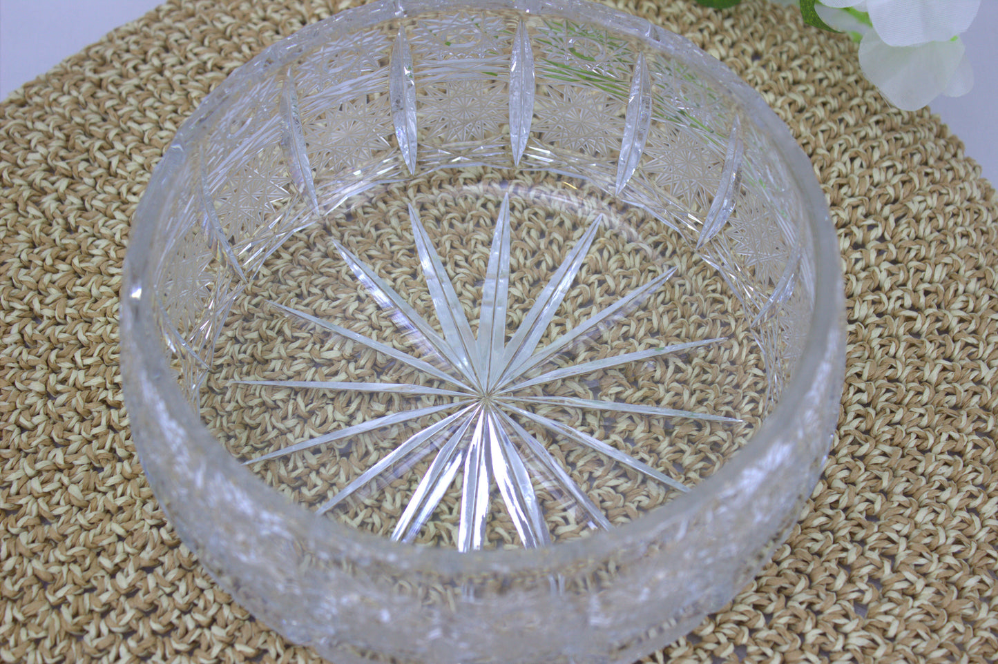 Exquisite Vintage 7-inch Cut Crystal Bowl from the 70s - beautiful timeless home decor