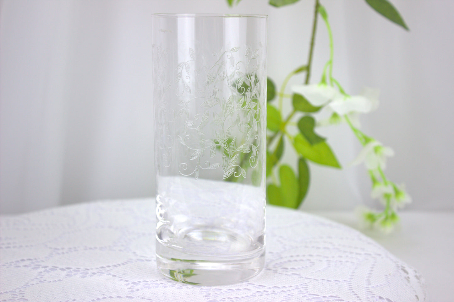 Pair of Dainty Etched Leaf and Vine Highball Glasses - Perfect for summer cocktails - 1980's