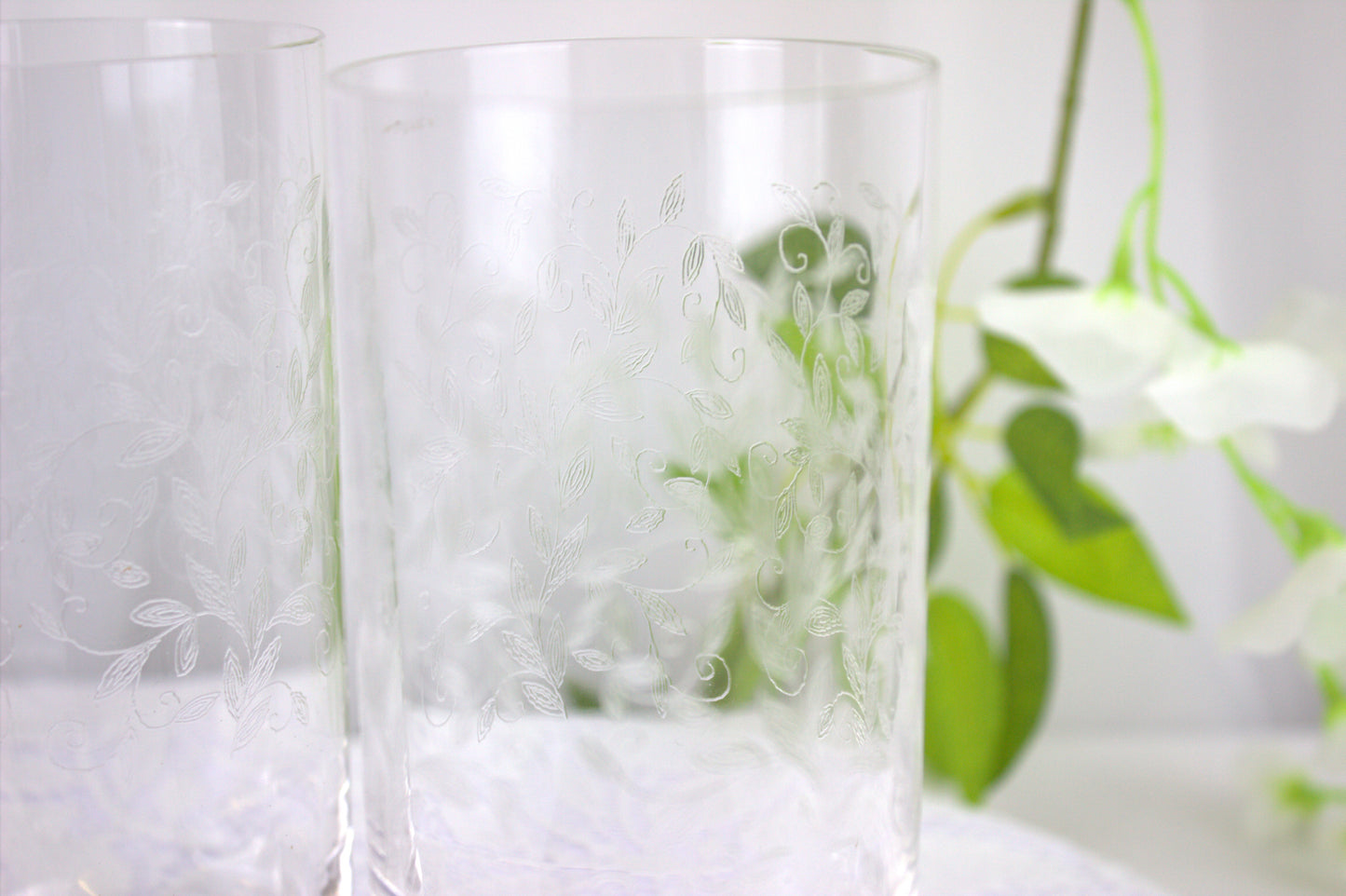 Pair of Dainty Etched Leaf and Vine Highball Glasses - Perfect for summer cocktails - 1980's