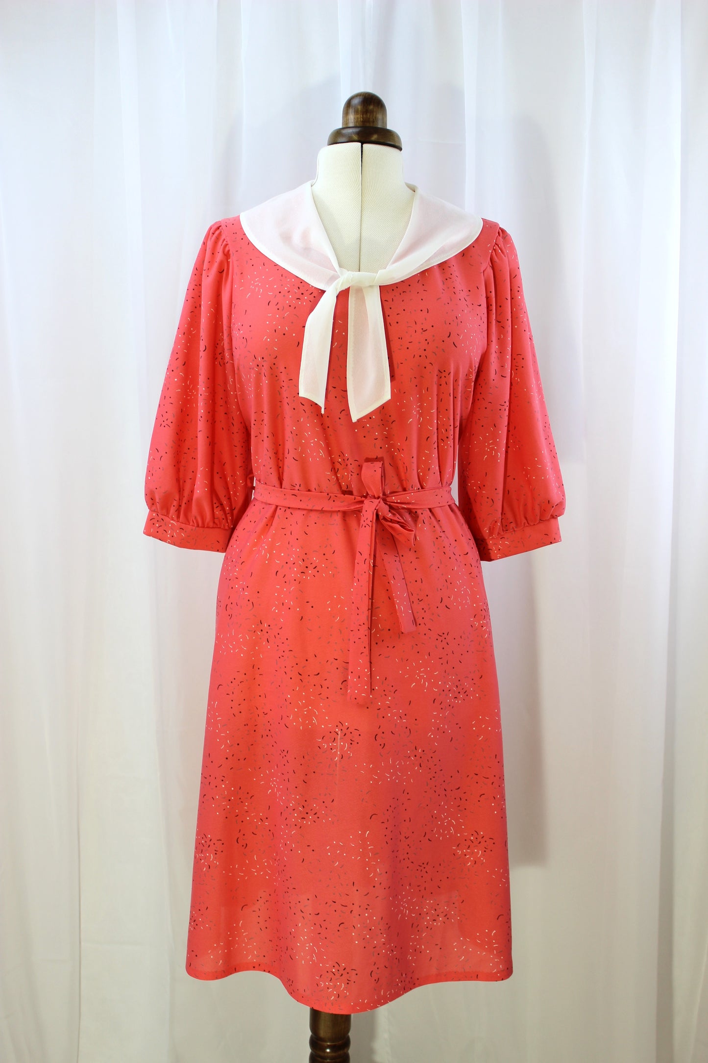 Beautiful St Bernard Pink Dress with Tie Waist belt - Size 18