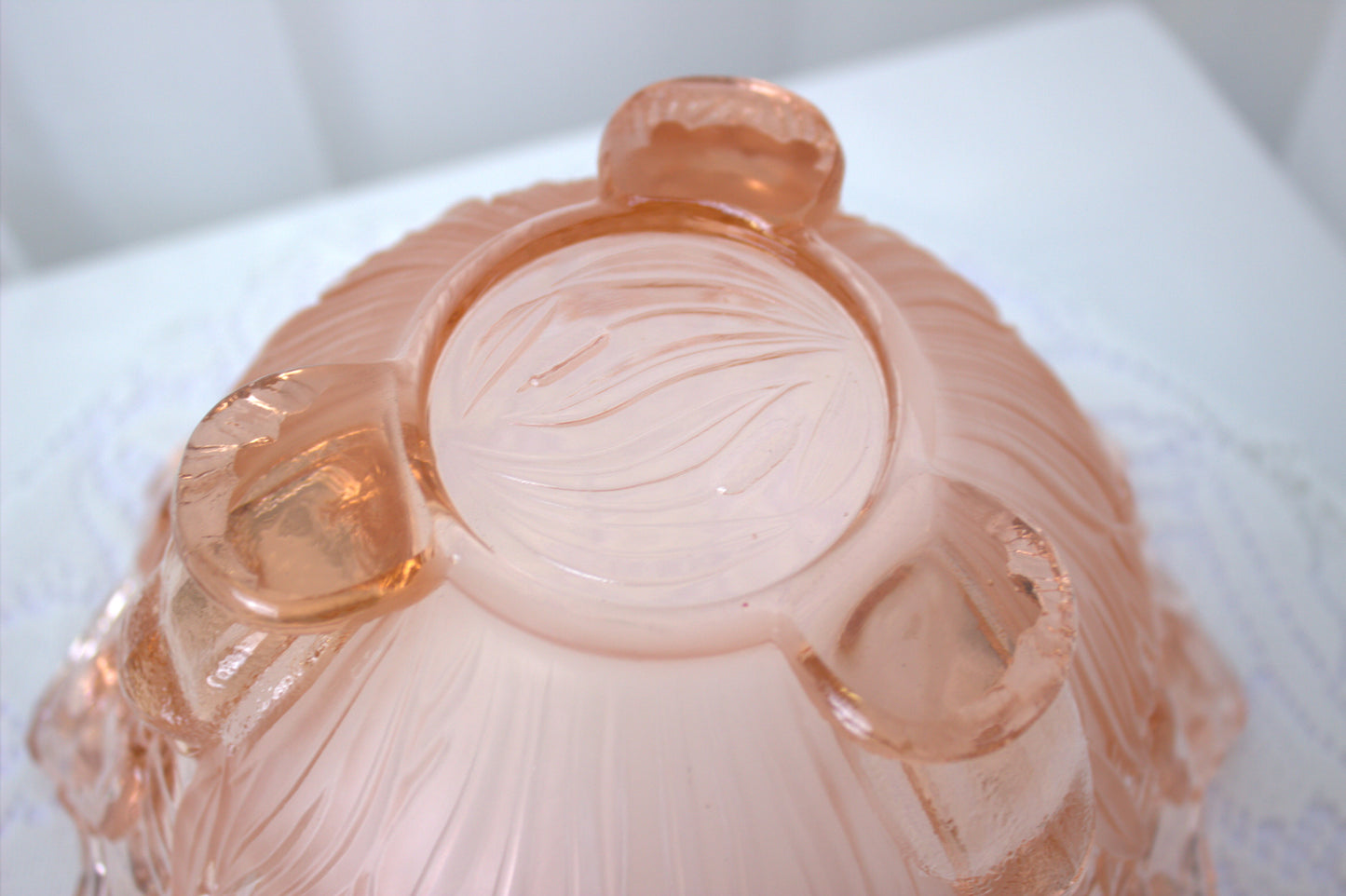 Wonderful Vintage Pink Depression Glass Bowl with Frosted Details