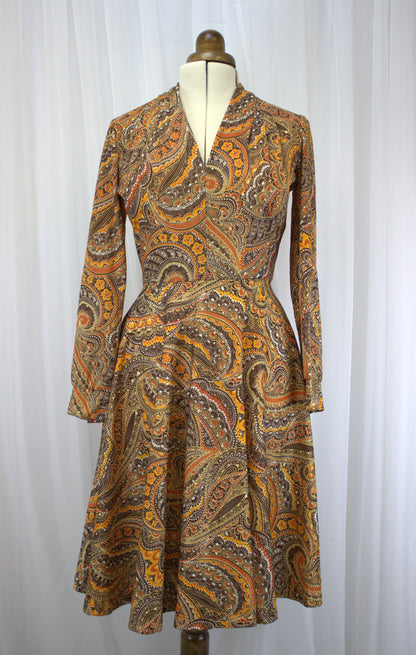 Stunning Vintage 70s Brown and Orange Paisley Swing Dress - Size 14