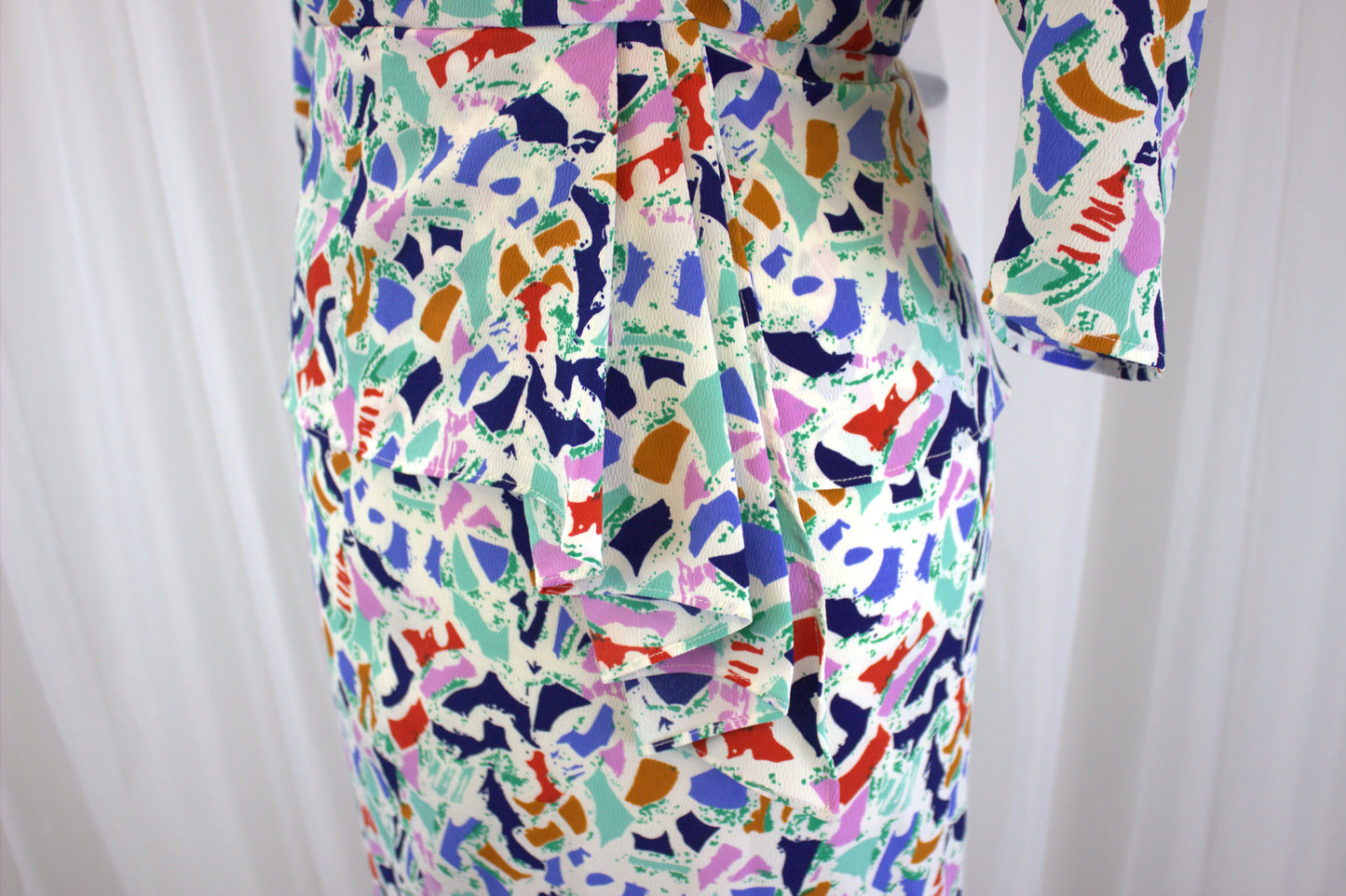 Wonderfully Quirky 80s Style Peplum Dress - Size 12 / 14