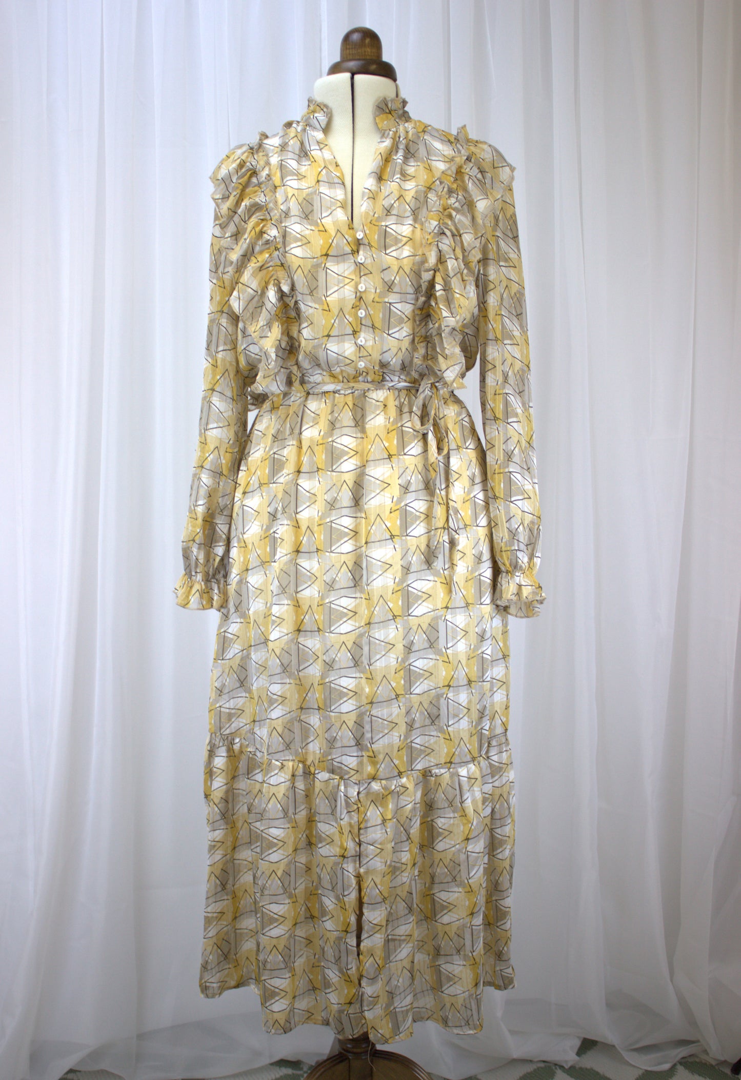 Wonderfully Unusual Vintage Geometric Print Chiffon Dress - Size 8-10