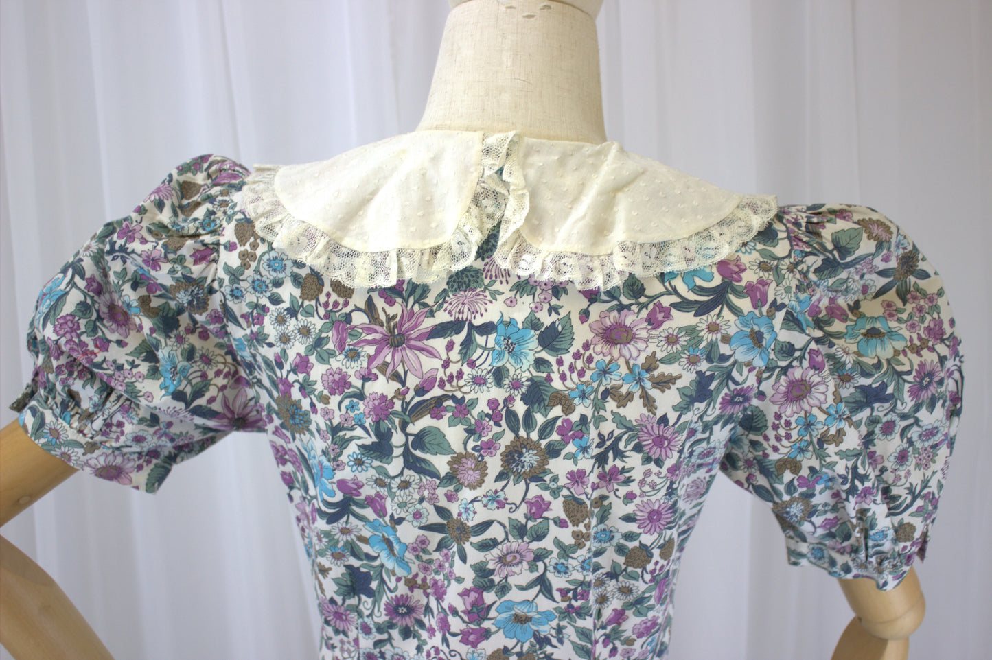 Classic 1980s Floral House Dress - Size 10