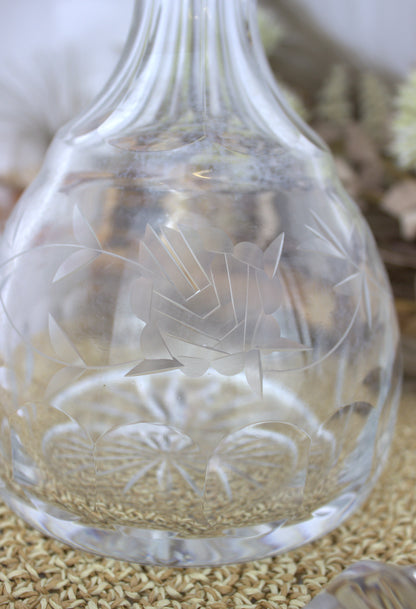 Stunning Vintage Heavy Decanter - With Heavy Crystal Stopper