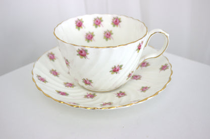 Stunning Aynsley Bone China Set - 21 pieces