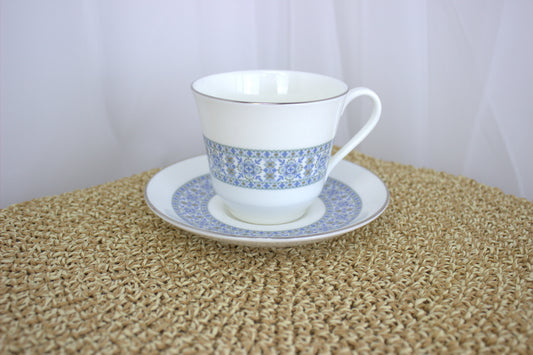 Royal Doulton 'Counterpoint' Fine Bone China Tea Cup & Saucer Set – English Elegance