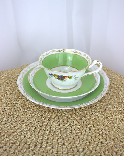 Vintage 1950s Bone China Tea Cup Trio - Grosvenor China