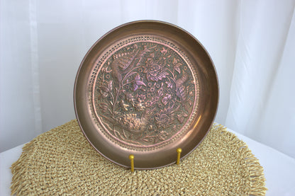 Elegant Decorative Plate with Exquisite Bird Motif