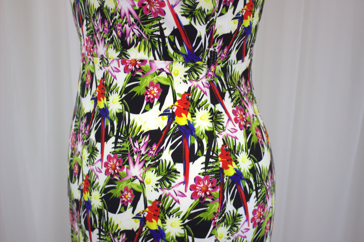 Fun, Fabulous Quirky Print Parrot Dress - Size 12