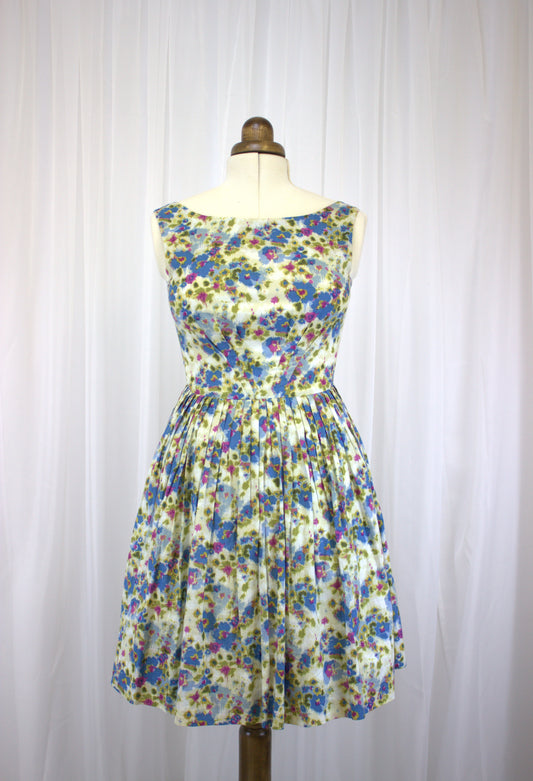 Dreamy Vintage Blue and Purple floral Dress - Size 10