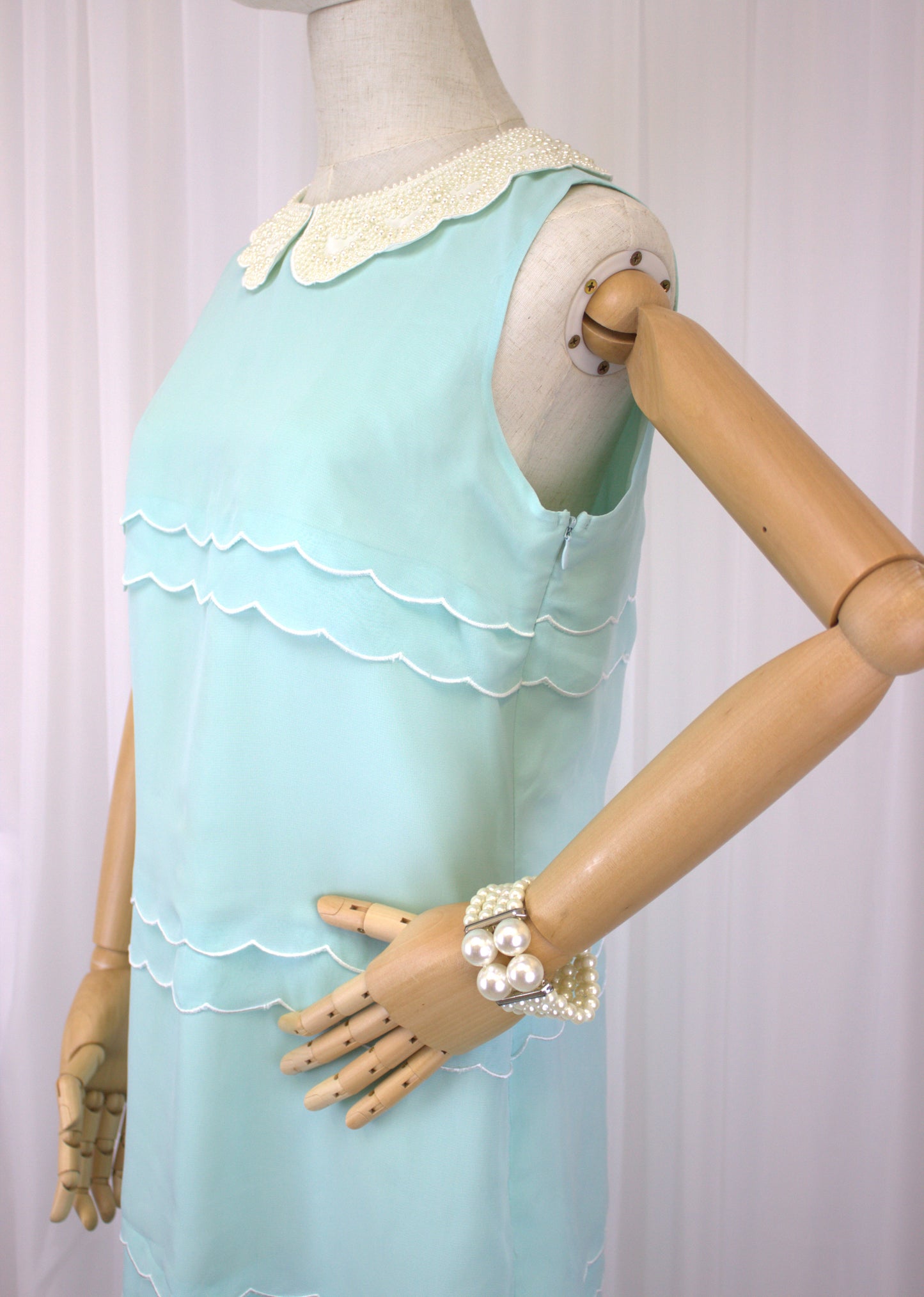 Delicate Mint Green Chiffon Shift Dress - Size 10