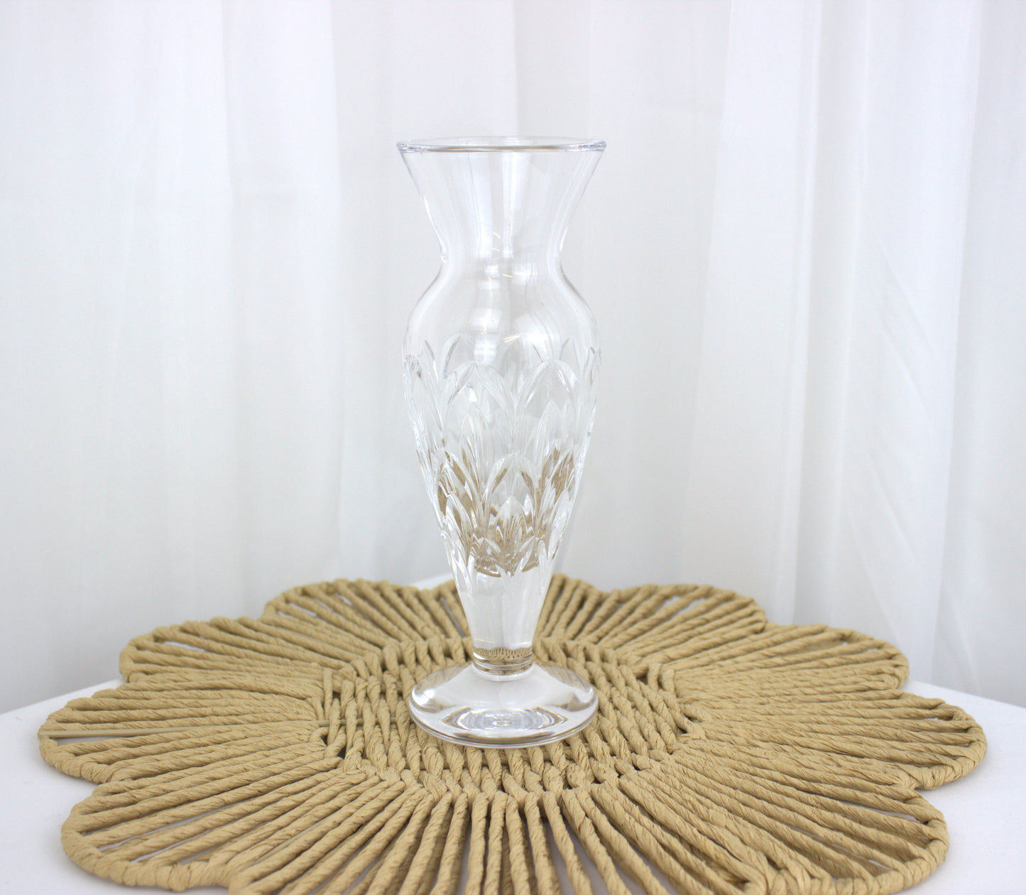 Stunning Stuart Crystal flower vase - 8 inches tall