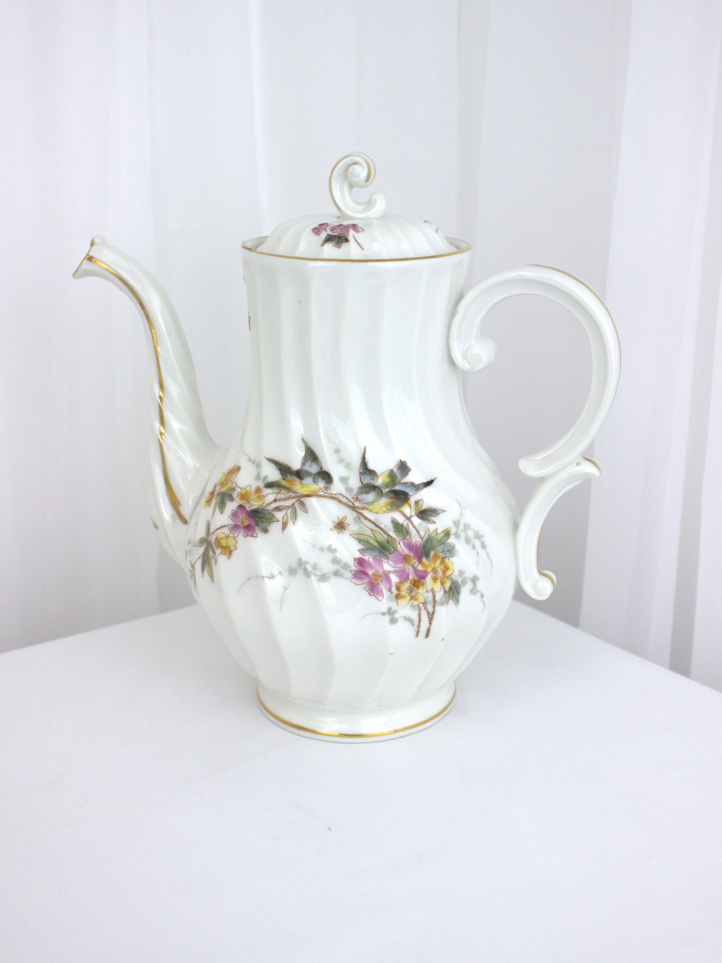 Large Vintage Coffee Pot with Swirled Detail