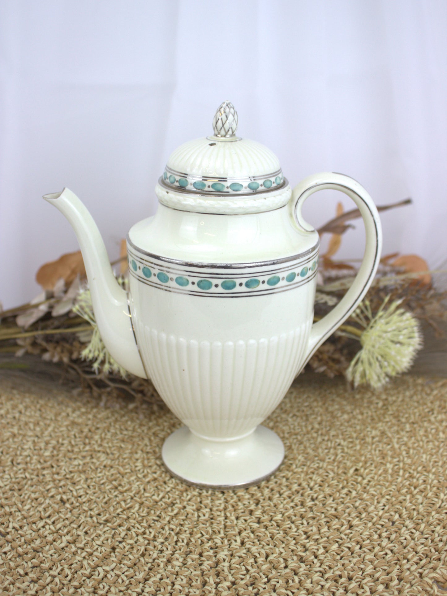 Stunning Rare Wedgwood Tea/Coffee Pot with Turquoise Accent - Damaged in transit, chips to the spout and lid, ideal for display, not functional 😞