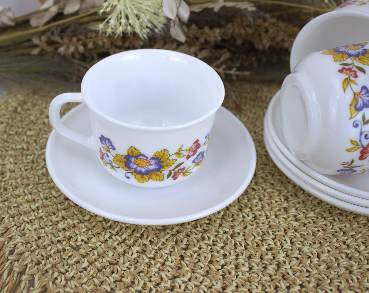 Delightful Set of 4 Vintage Arcopal Pyrex Cups and Saucers