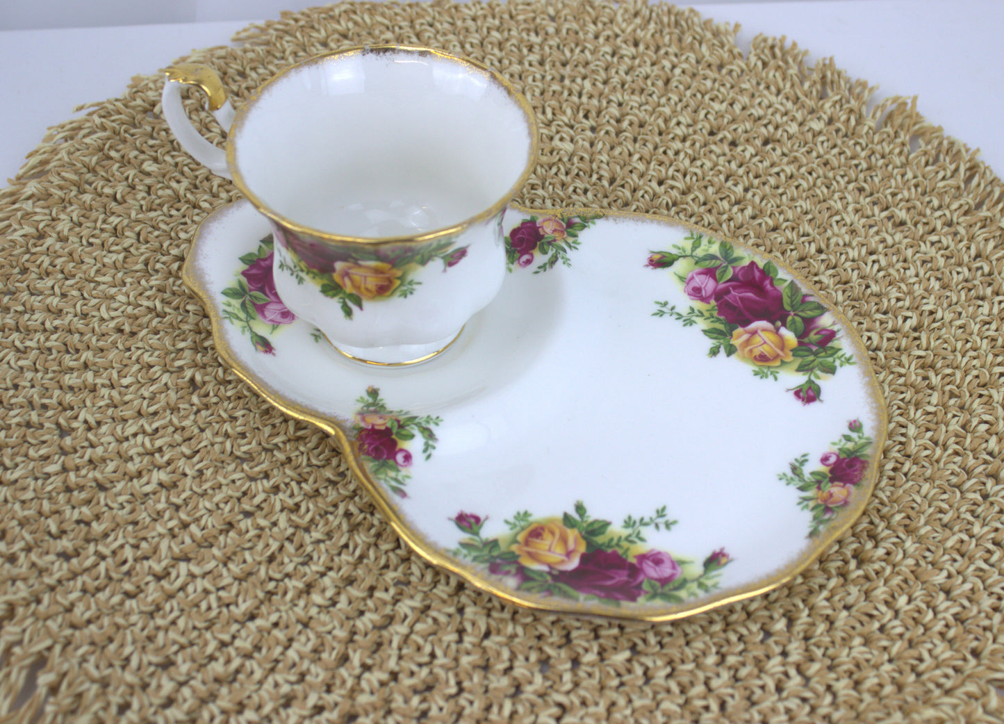 Rare Royal Albert Country Rose Teacup & Plate Set – A Collector's Dream