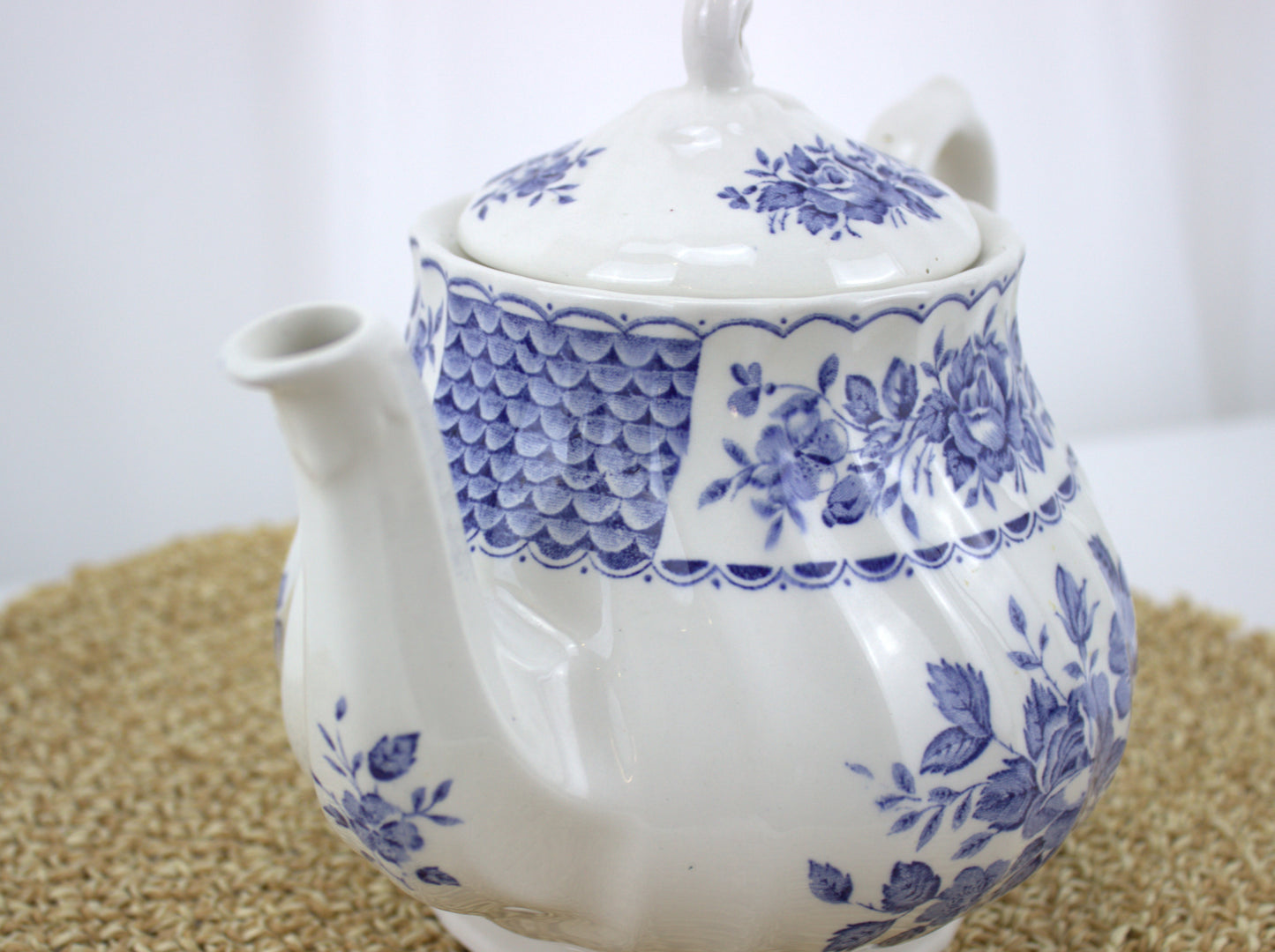 Vintage Melody Myott Fine Ironstone Teapot – A True Classic - Damaged in transit, small chip on the inside lid, not visible from the outside, still fully functional