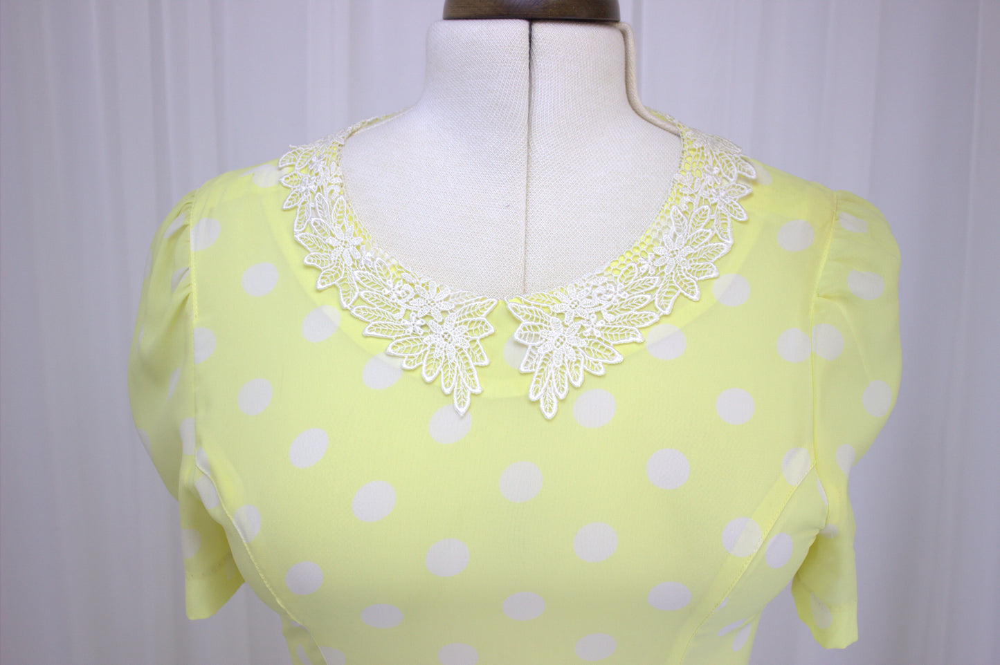 Vintage Lemon Polka Dot Dress – Size 10