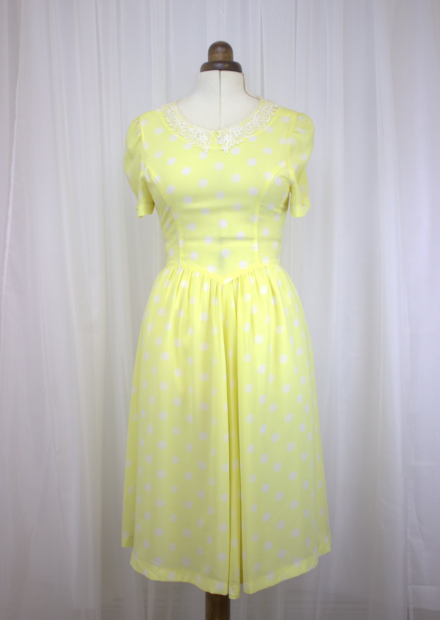 Vintage Lemon Polka Dot Dress – Size 10