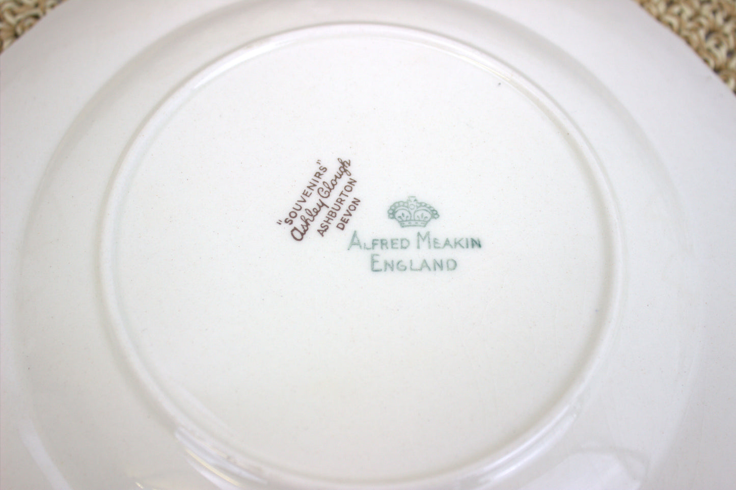 Vintage 1950s Alfred Meakin Souvenir Plates - Shakespeare's Birthplace & Anne Hathaway's Cottage, Stratford-upon-Avon