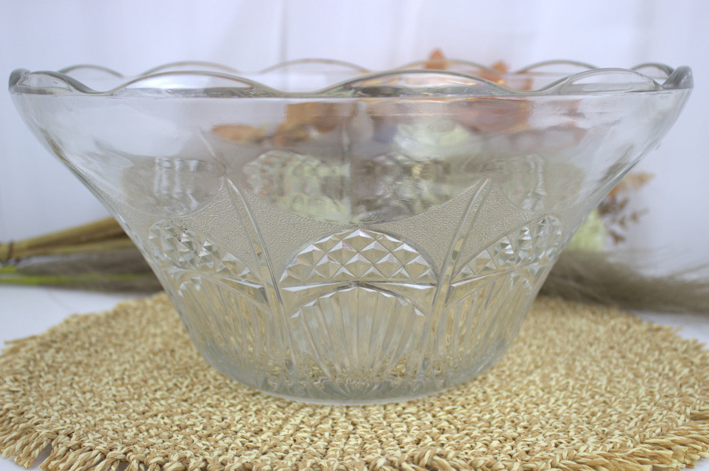 Extra-Large 1970's Vintage Punch Bowl with 3 Matching Glasses – The Ultimate Party Centerpiece