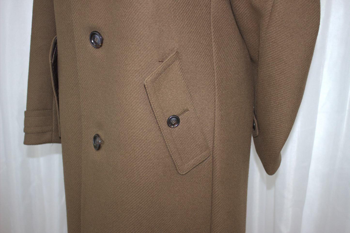 Vintage West German Wool Coat - Timeless Style, Unisex Fit, Size 48