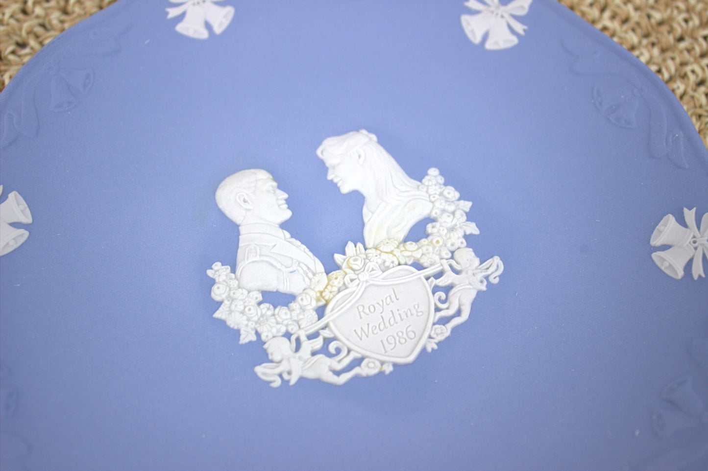 1986 Wedgwood Jasperware Royal Wedding Commemorative Plate – Prince Andrew & Sarah Ferguson