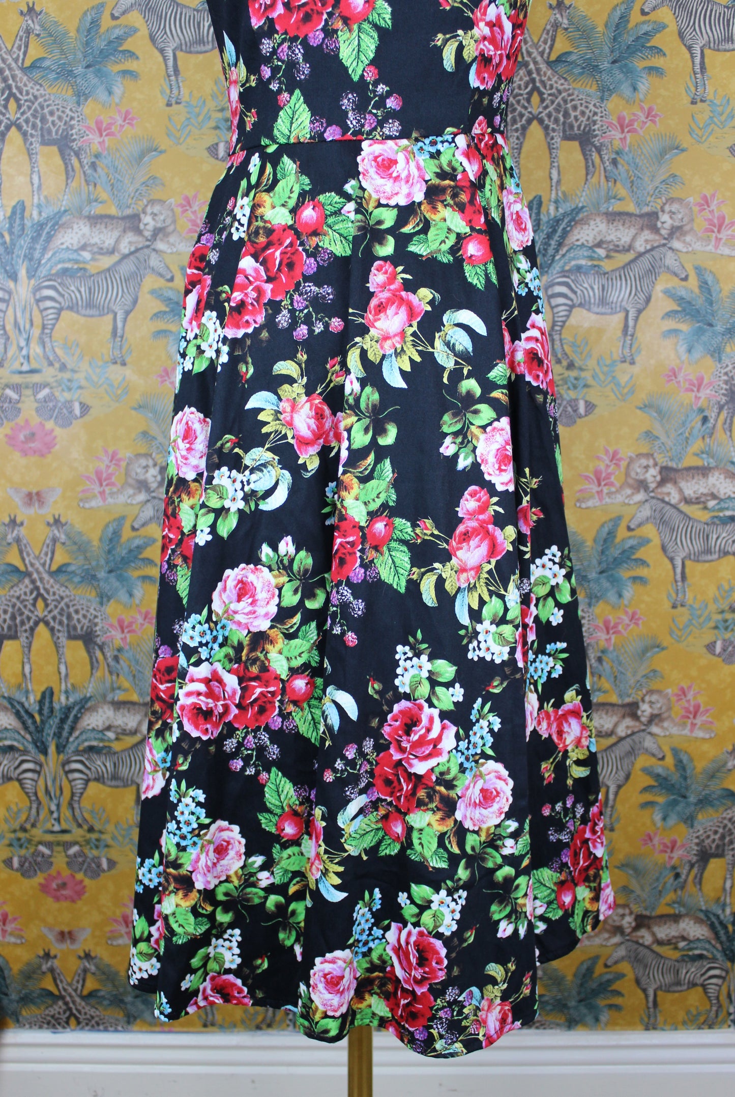 Hearts and Roses Vintage-Style Fit & Flare Dress - Size 8