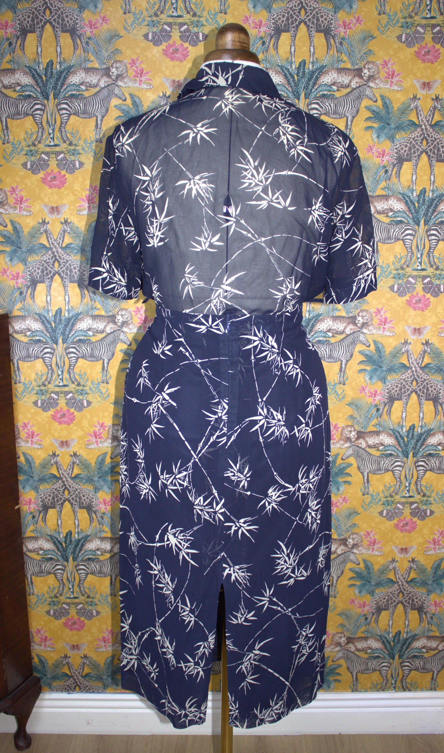 Beautiful Vintage 2-Piece Set - Size 14