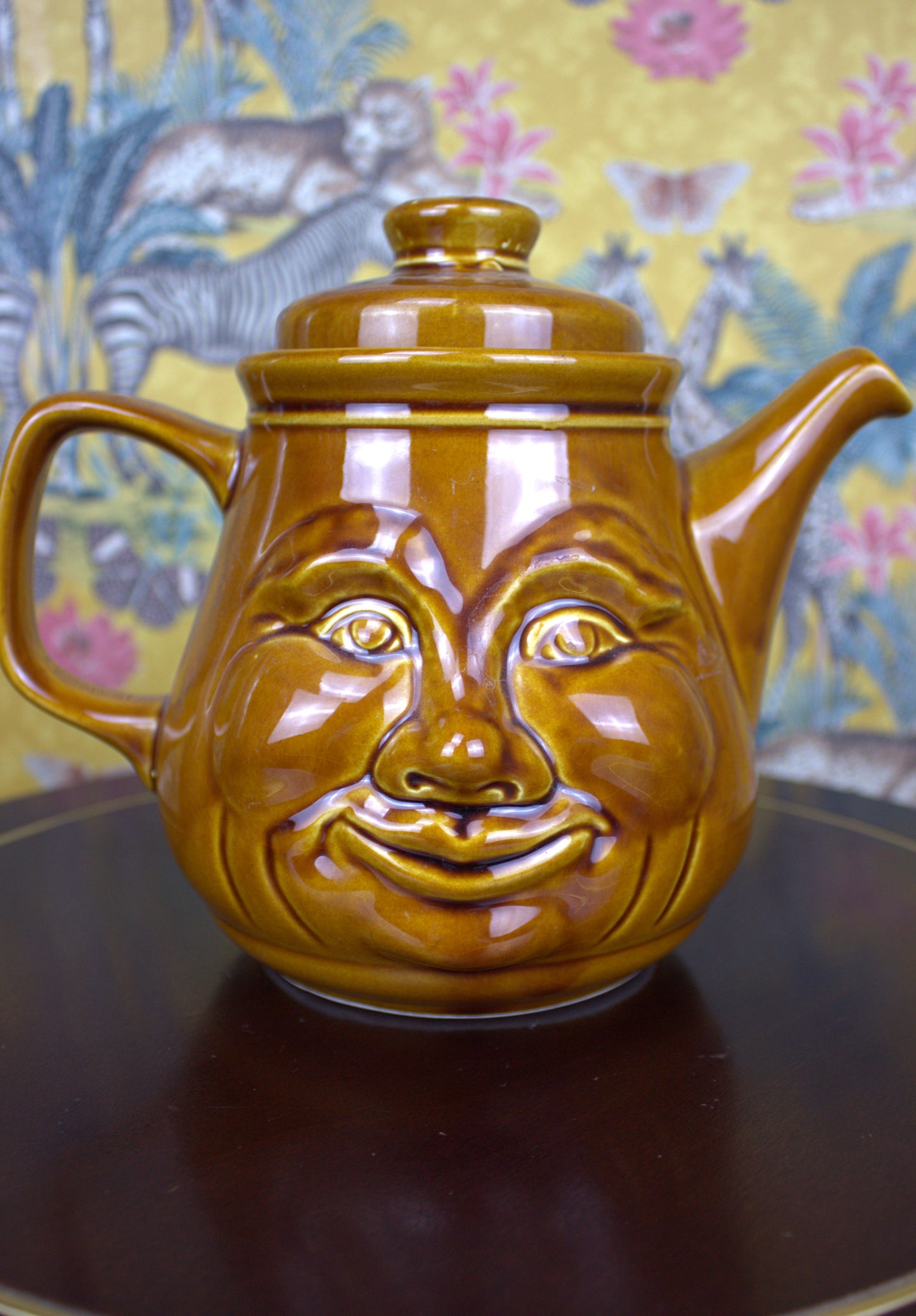 Vintage Sunshine Face Teapot – A Cheery and Unique Treasure