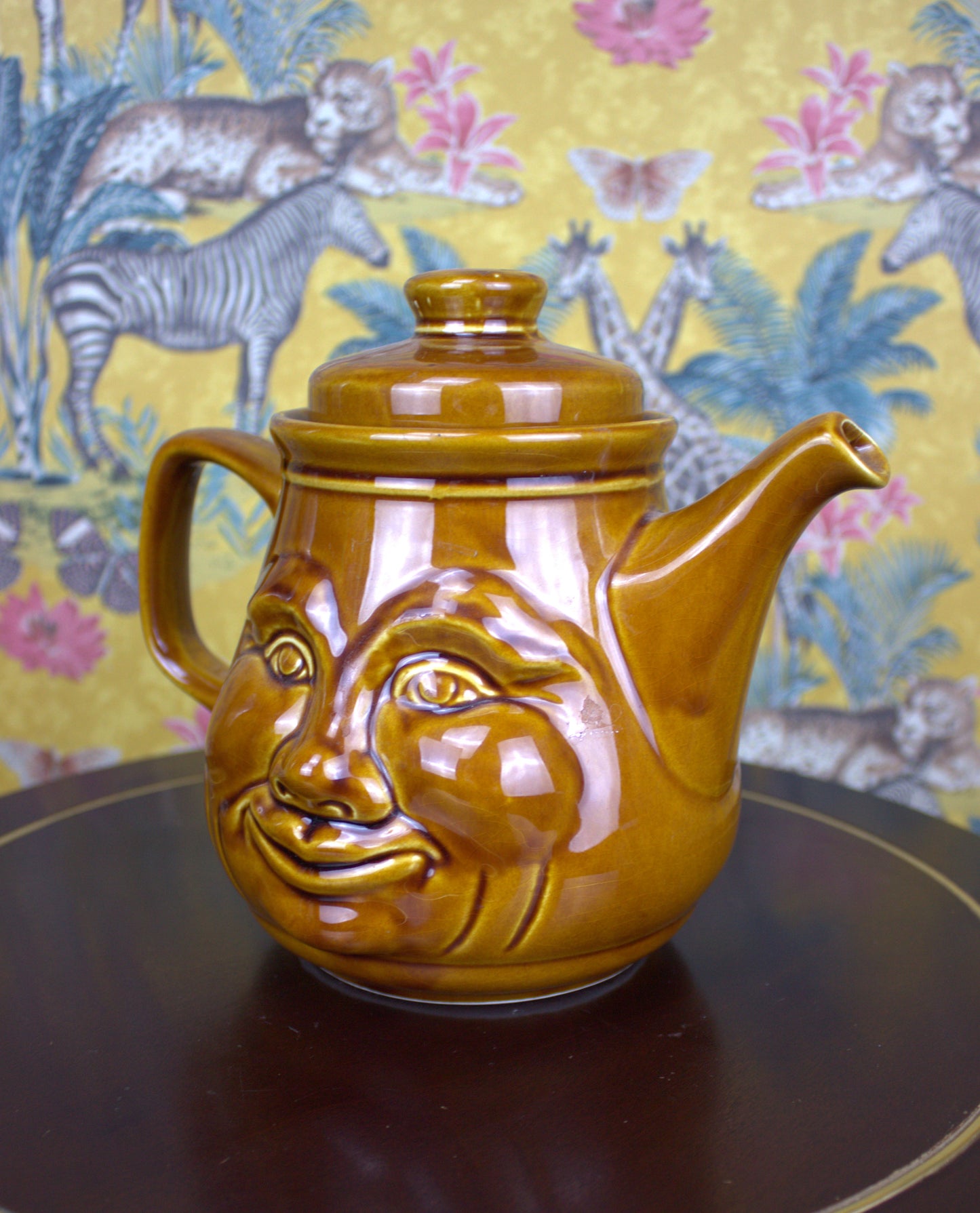 Vintage Sunshine Face Teapot – A Cheery and Unique Treasure