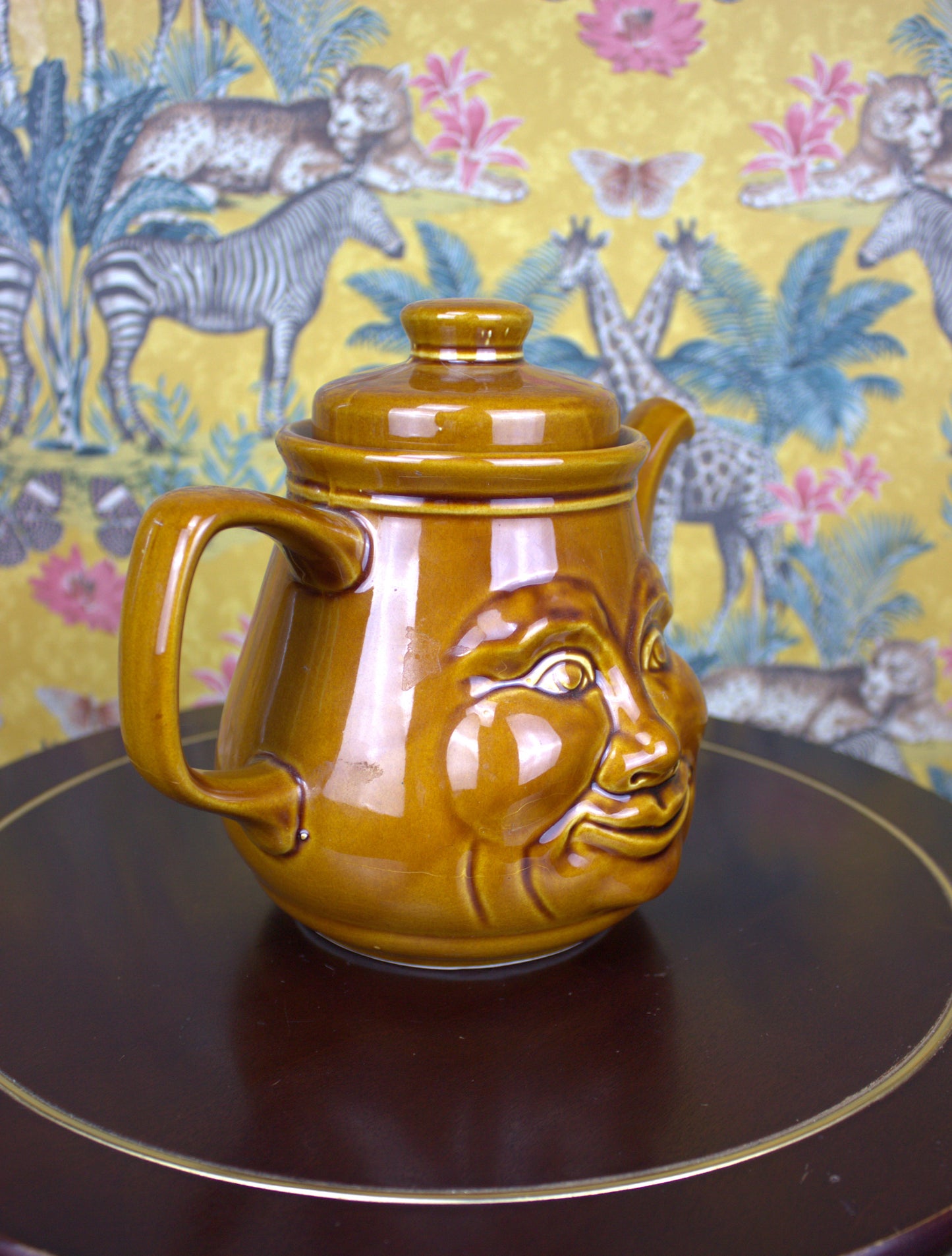 Vintage Sunshine Face Teapot – A Cheery and Unique Treasure